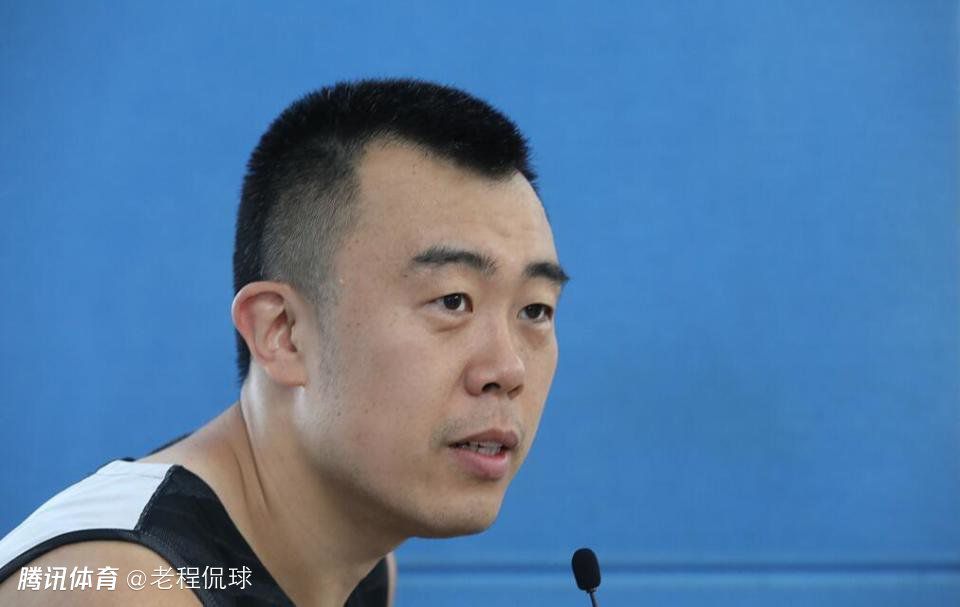 少妇丝袜诱惑